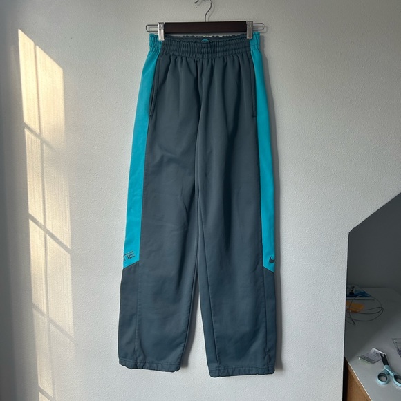 Like New Nike Therma-FIT Relaxed Track Pants S - Picture 2 of 7
